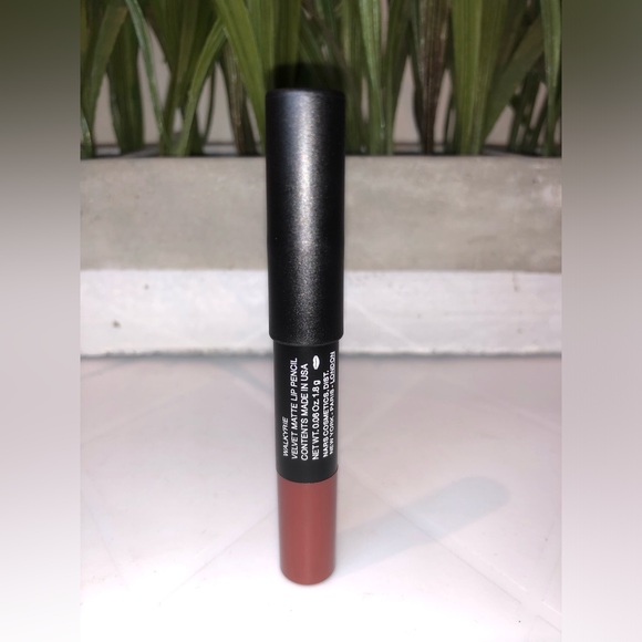 NARS Mini Velvet Matte Lip Pencil - Walkyrie - Picture 3 of 6